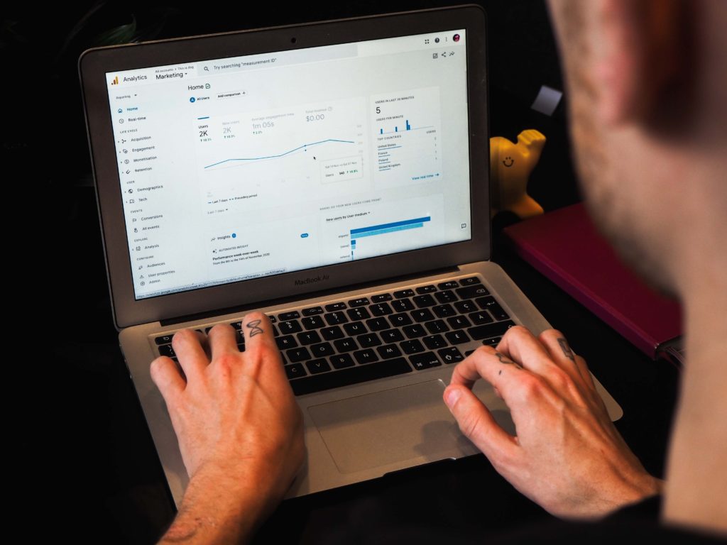 Google Analytics For Beginners 1 Google Analytics For Beginners